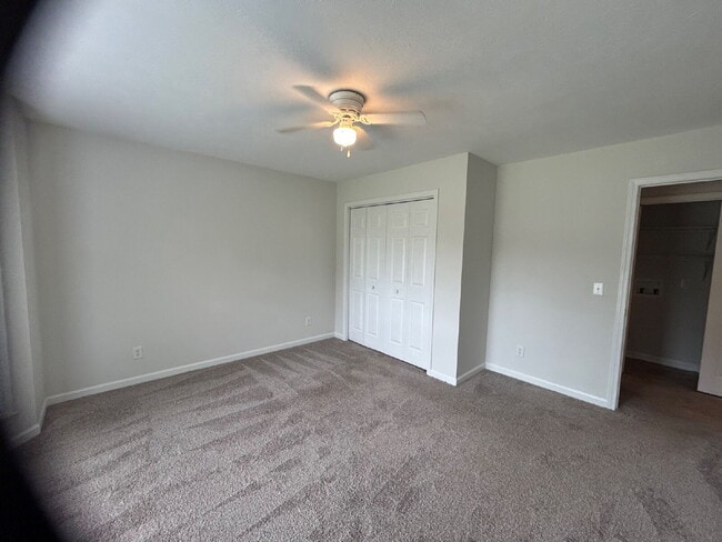 Foto del edificio - 3BD 2 BA HOME FOR RENT NEXT TO ALGOOD SCHOOLS