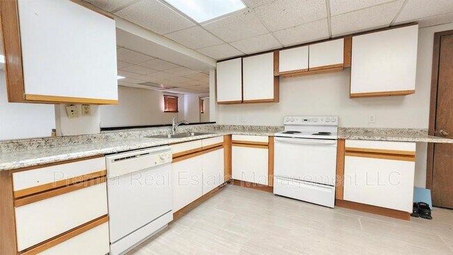 Building Photo - 8567 W 108th Ave