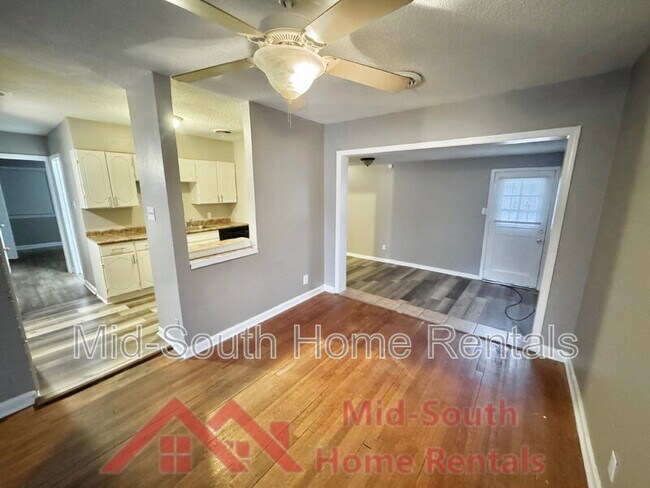 Foto del edificio - 3588 Hendricks Ave