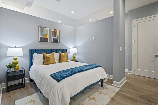 Foto del edificio - 1812 Hickory St