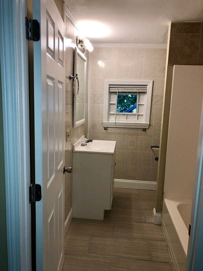 Bathroom - 18 Chester Ave