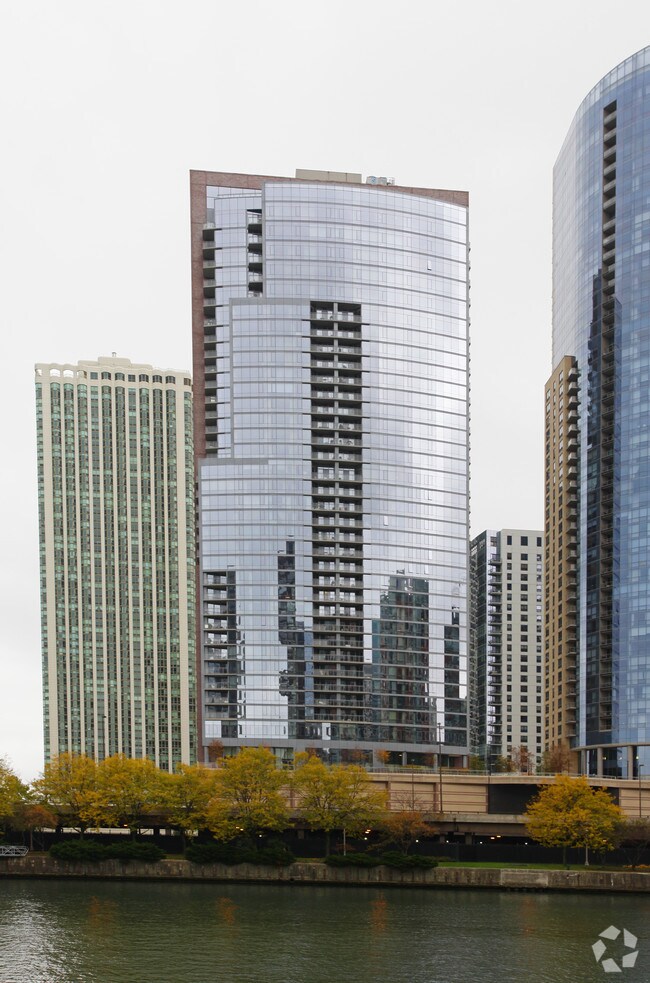 The Chandler Apartments Chicago, IL