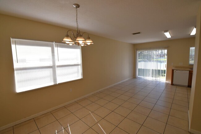 Building Photo - 1744 Sage Creek Ct