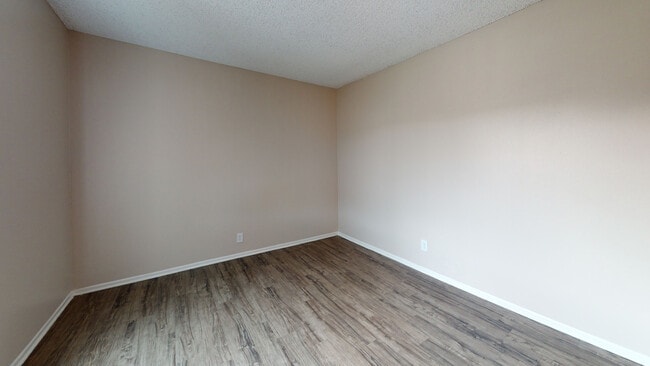 Interior Photo - Huntington Vista
