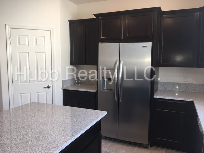 Building Photo - 3153 Sterling Ridge Cir