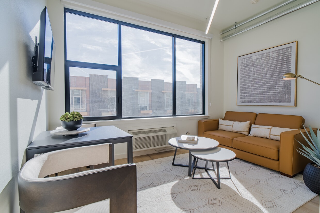 Urban Loft Co. Memphis- Utilties Included - Urban Loft Co. Memphis- Utilties Included
