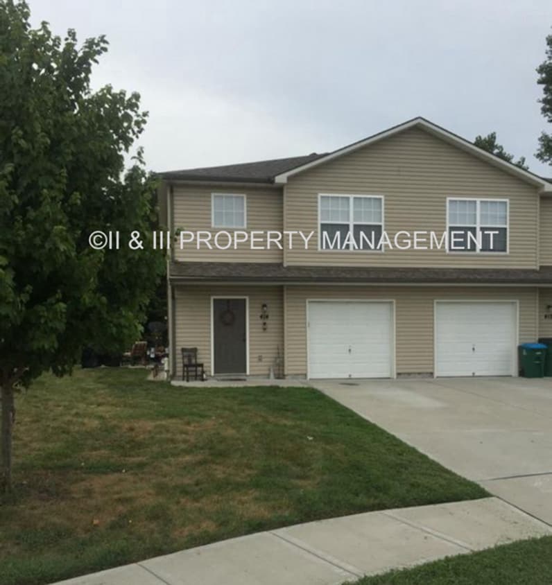 411 S Darrowby Dr, Raymore, MO 64083 House Rental in Raymore, MO