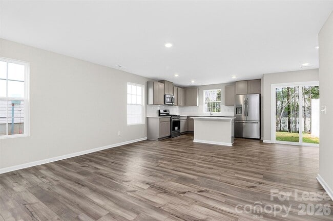 Building Photo - 10032 Greystar Ln