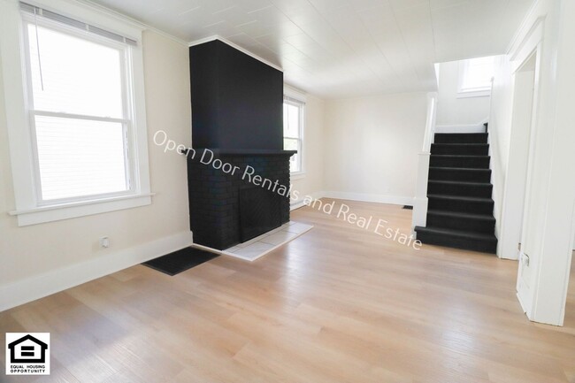 Foto del edificio - Now available 3 bedroom home
