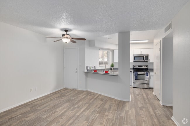 1BR, 1BA - 800SF - Kitchen - Arcadia Lofts