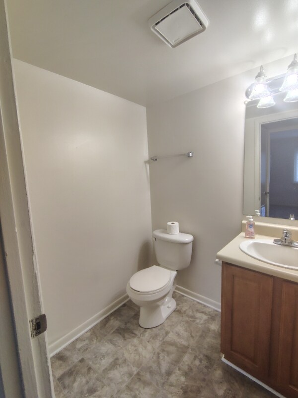 Foto del edificio - 600 Reusens Rd