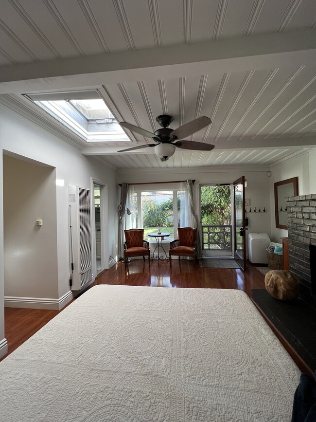 Photo - 3012 Cardiff Ave (Los Angeles, CA) House