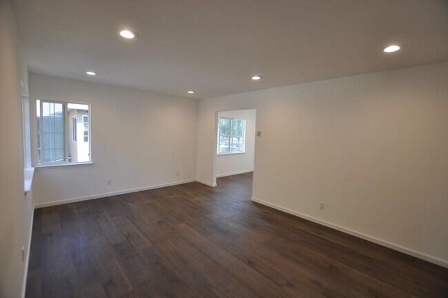 Building Photo - 655 Fairmont Ave