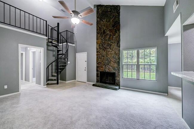 Building Photo - 12282 Wild Pine Dr