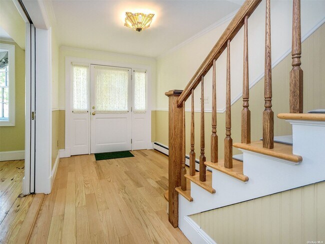 Foto del edificio - 24 Bay Ave