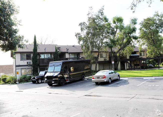 Building Photo - Grove Side Apartments