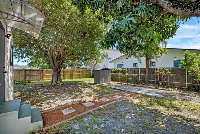 Foto del edificio - 1394 NW 41st St