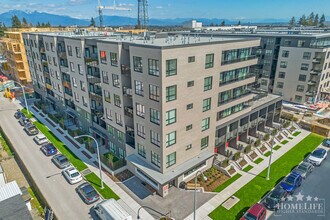 Building Photo - 15733-15785 85 Ave
