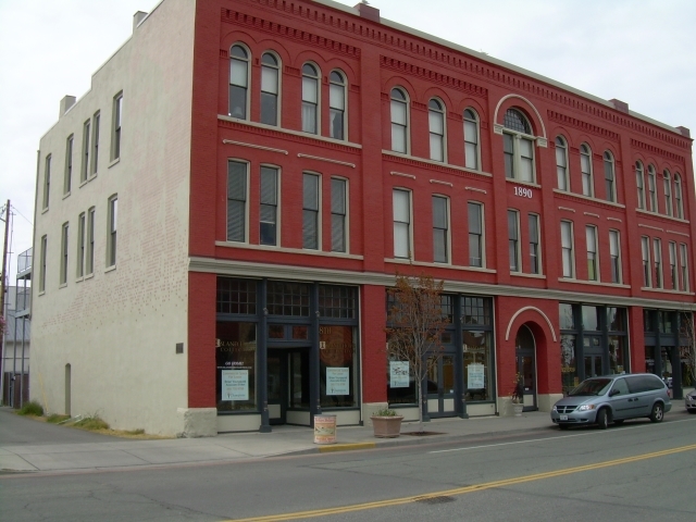 Building Photo - Wilson Hotel Apartments