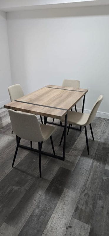 Building Photo - 530 S Park Rd