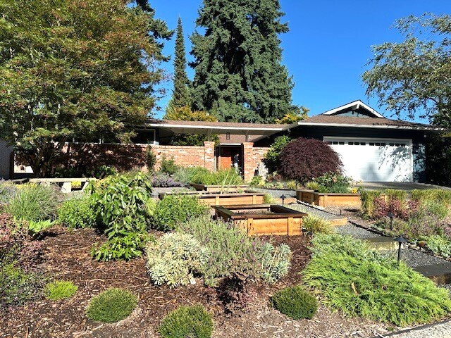 Foto principal - 19710 6th Pl NW