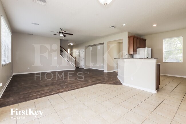 Foto del edificio - 7114 Early Gold Ln