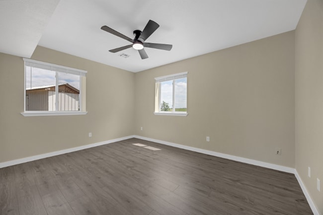 Building Photo - 407 Corona Ave