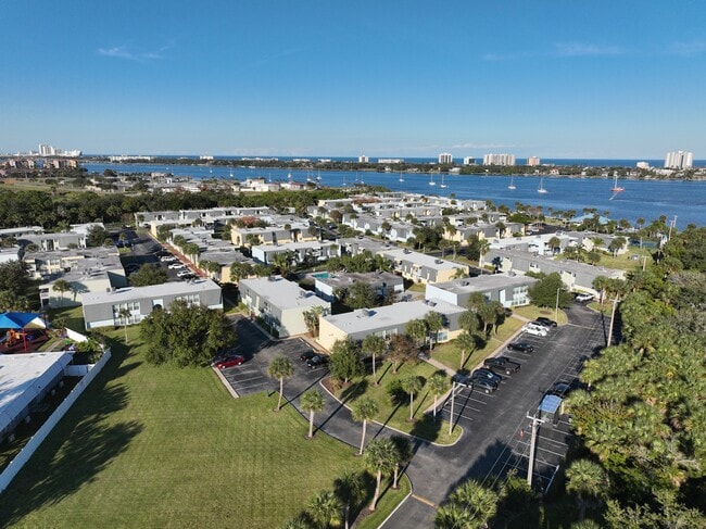 Exterior 3D - Sailpoint Bay Apartments