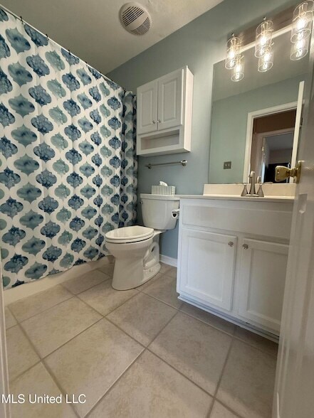 Foto del edificio - 1134 Fairfield Ln