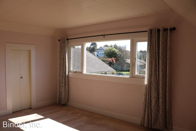 Foto del edificio - 1 br, 1 bath Apartment - 1479 Myrtle AVE