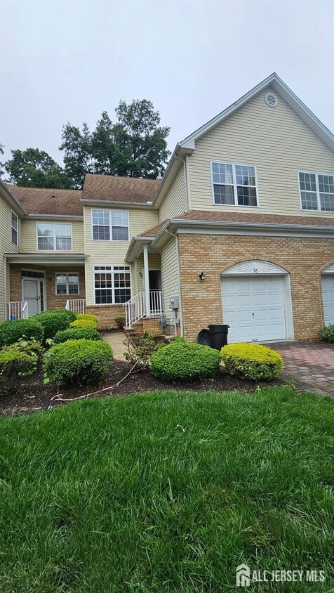 Building Photo - 11 Tennyson Rd