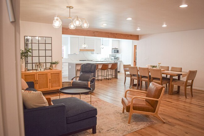 Foto del edificio - 4711 59th St