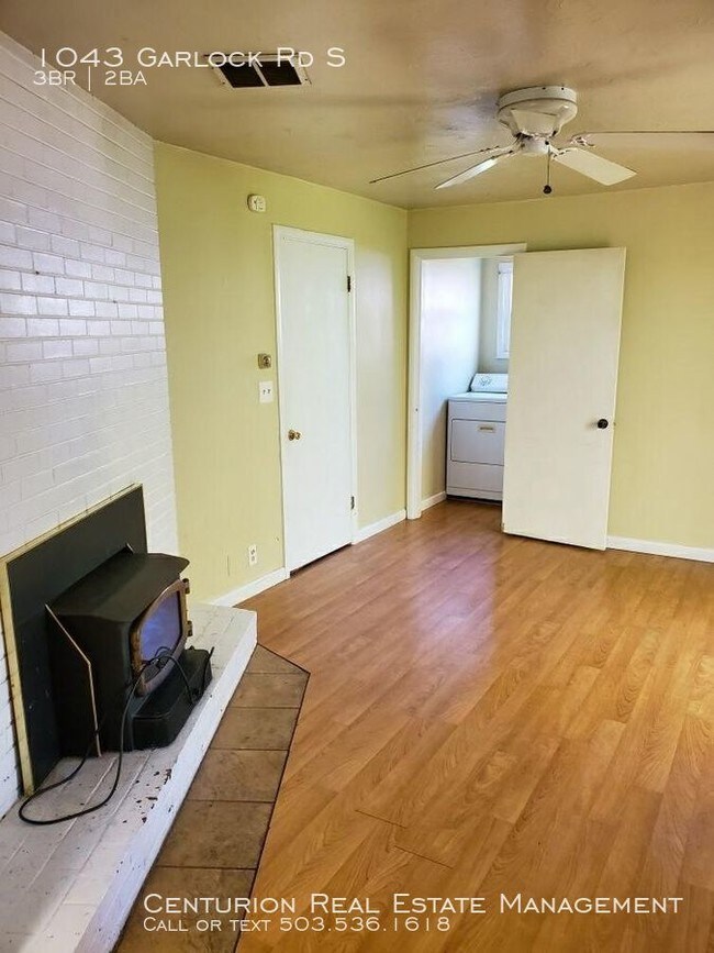 Foto del edificio - 1043 Garlock St S