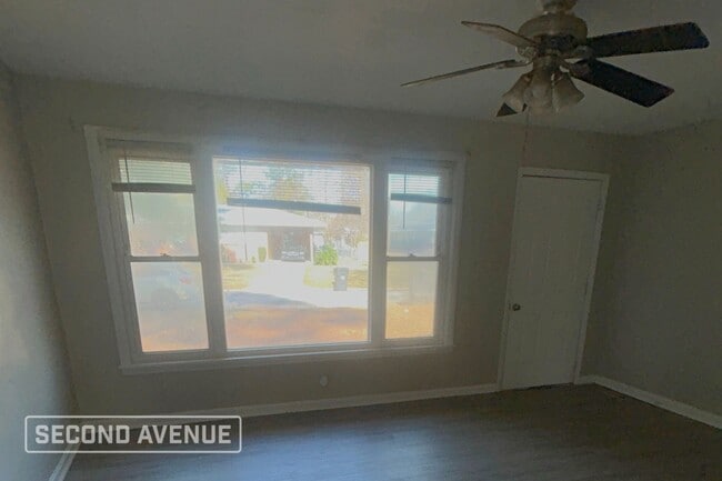 Foto del edificio - 2728 Barry Dr