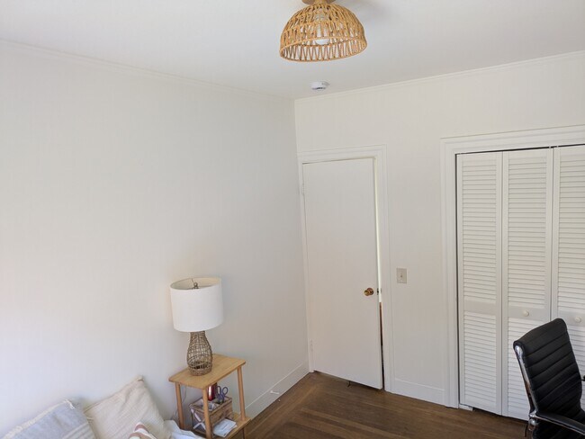 Foto del edificio - 708 Cornell Ave