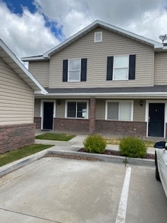 Building Photo - 498 Pheasant Ridge Dr