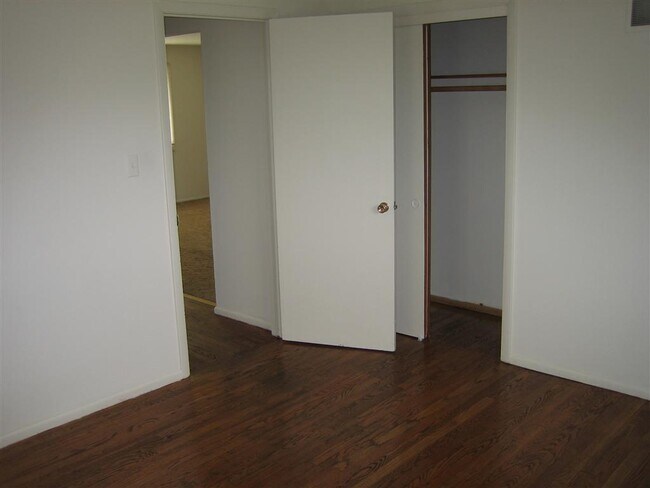 Foto del edificio - 5660 N 91st St