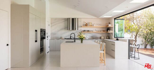 Foto del edificio - 3382 Scadlock Ln