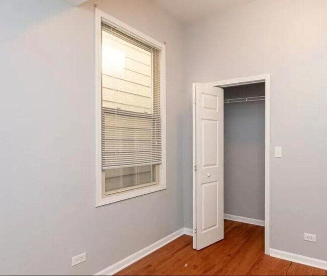 Foto del edificio - 3727 N Ashland Ave
