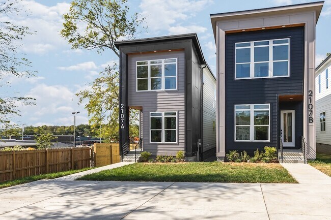 Foto del edificio - 2107 Courtney Ave
