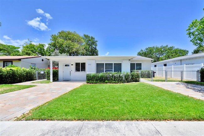 Foto del edificio - 326 SW 14th St