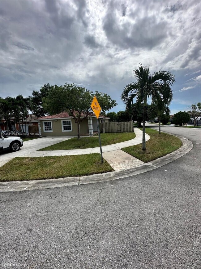 Building Photo - 3 br, 2 bath House - 13276 SW 276th Ln