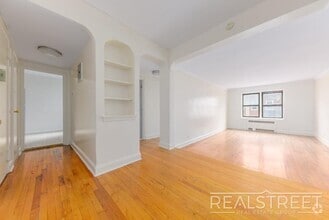 Building Photo - East 21st