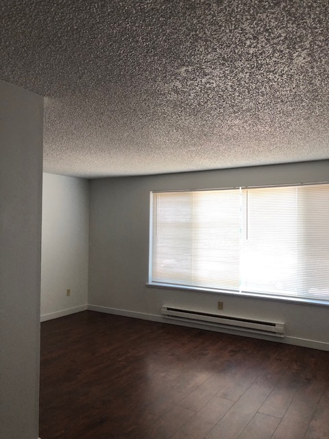 Building Photo - 1928 E 56th St