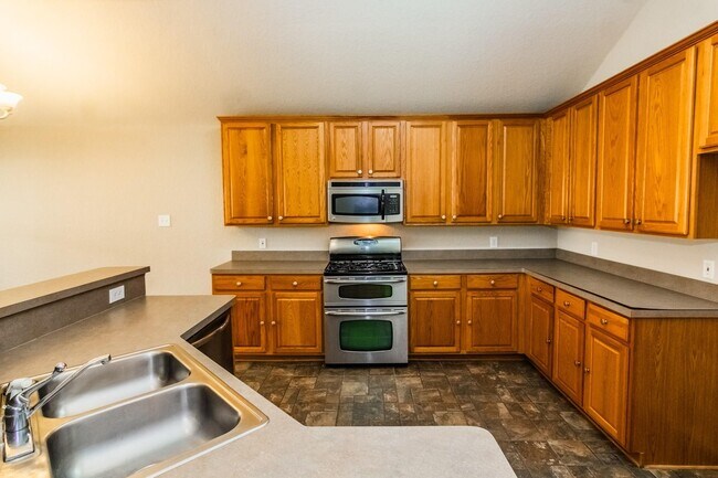 Foto del edificio - 20006 Upland Creek Dr