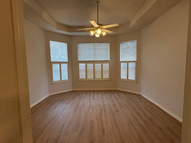 Foto del edificio - 4441 English Oak Dr