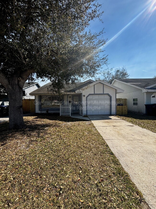 Foto del edificio - 1209 Roma Ct