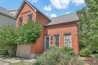 Building Photo - 133 Whitney Pl