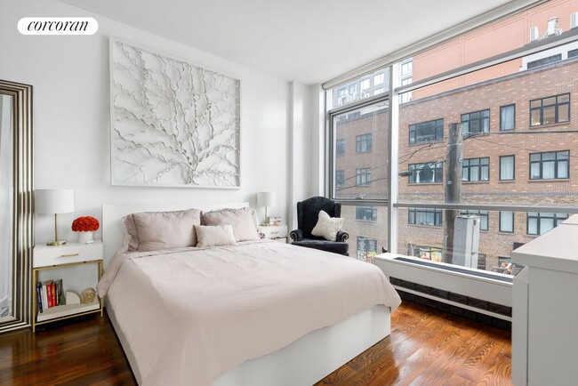 Foto del edificio - 2626 Jackson Ave