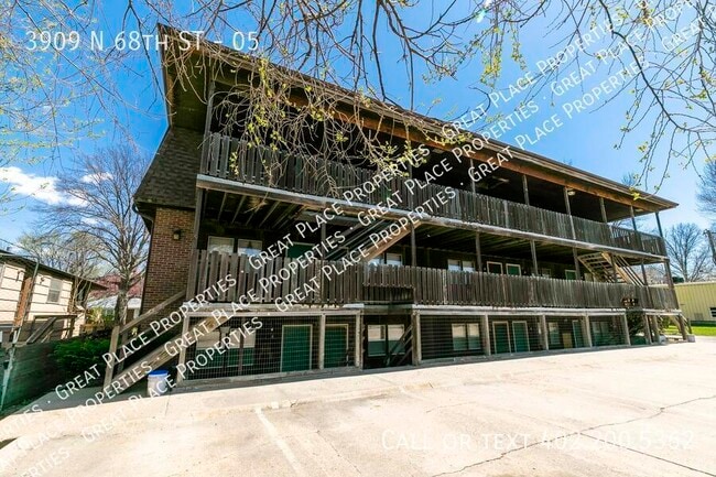 Foto del edificio - 3909 N 68th St